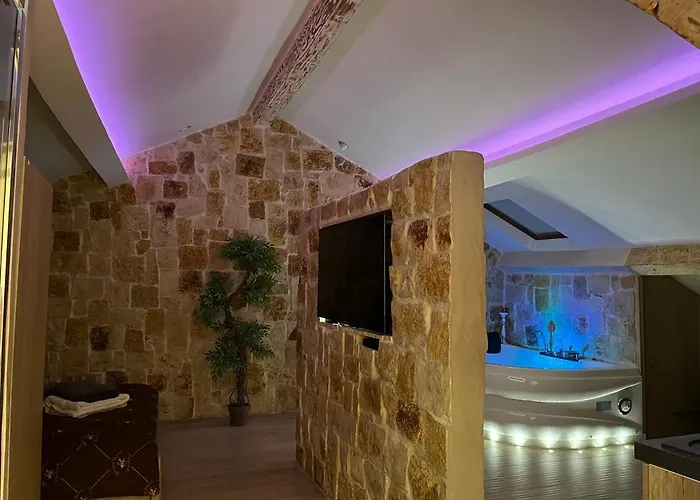 Love Room Jacuzzi Croisette